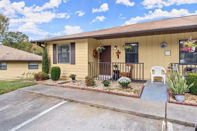 1101 New Horizon Street Powder Springs, GA Condo Active - Photo 1 of 25. Opens carousel modal