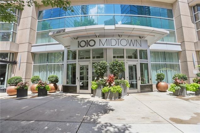 1080 Peachtree Street NE Unit 2003