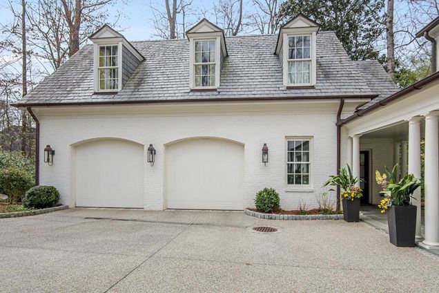 506a Argonne Drive Atlanta, GA House Active - Photo 1 of 22. Opens carousel modal