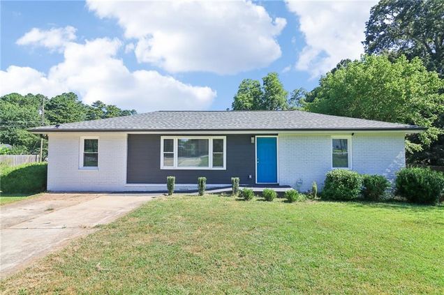 914 Clay Road SW Mableton, GA House Active - Photo 1 of 44. Opens carousel modal