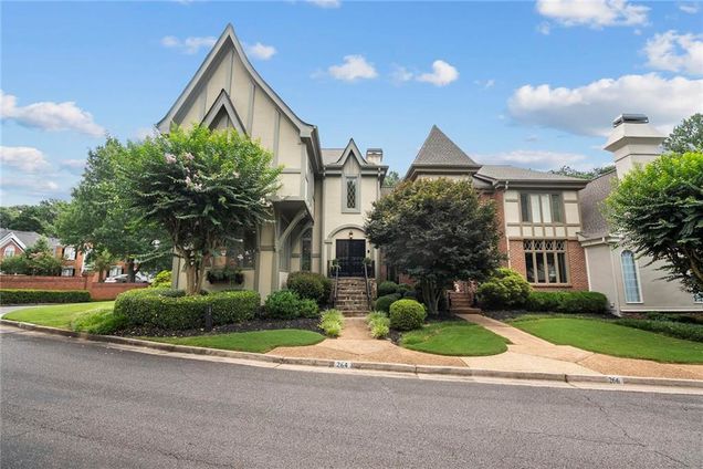 264 Summerour Vale