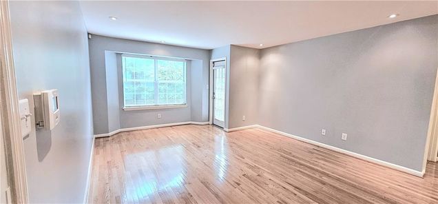 2060 Chastain Park Court NE Atlanta, GA Condo Active - Photo 1 of 30. Opens carousel modal