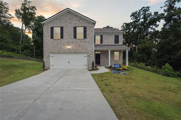3604 Wartrace Dr Atlanta, GA House Active - Photo 1 of 28. Opens carousel modal
