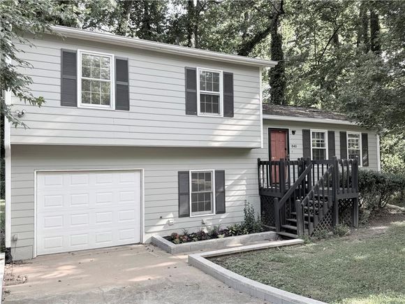 840 SE Wells Circle Smyrna, GA House Active - Photo 1 of 14. Opens carousel modal