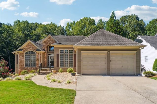 468 Crestview Drive