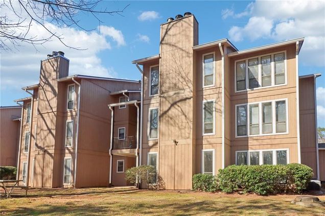 1525 Terrell Mill Place SE Unit A Marietta, GA Condo Contingent - Photo 1 of 26. Opens carousel modal