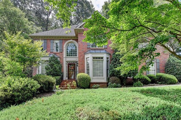 1200 Lake Washington Circle