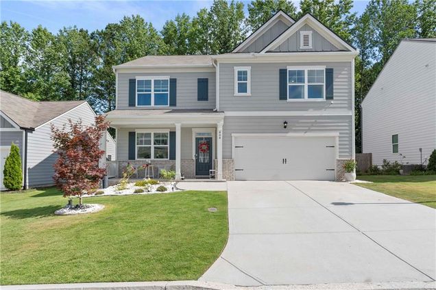 404 Barnwood Lane