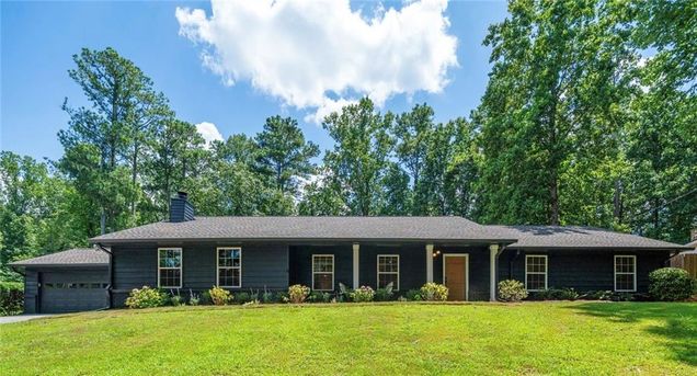 1385 Ridgefield Drive
