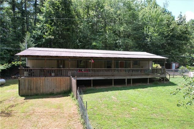 910 Brewster Field Road