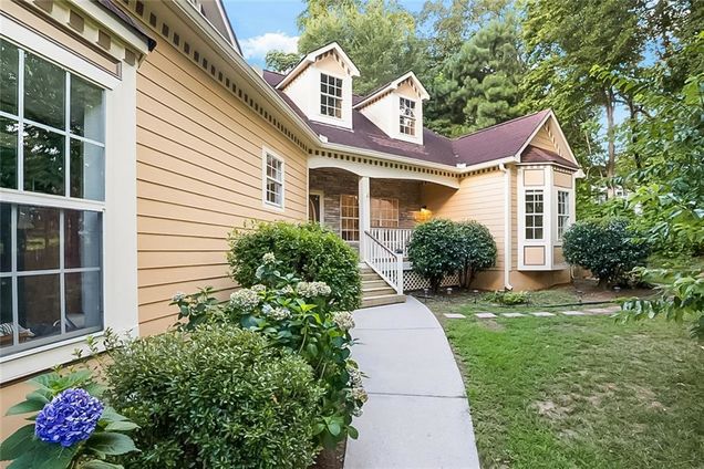 115 Hunters Place