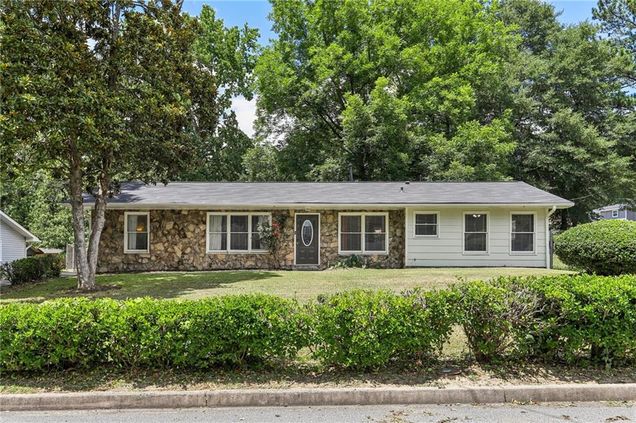 2915 Harper Valley Drive Atlanta, GA House Active - Photo 1 of 22. Opens carousel modal
