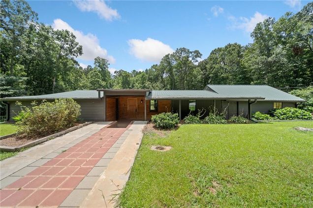 290 Mount Moriah Road