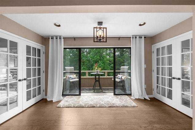 25305 Plantation Drive NE Atlanta, GA Condo Active - Photo 1 of 28. Opens carousel modal