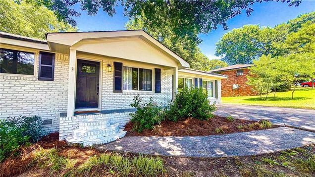 4426 Hidden Branch Drive Douglasville, GA House Active - Photo 1 of 87. Opens carousel modal