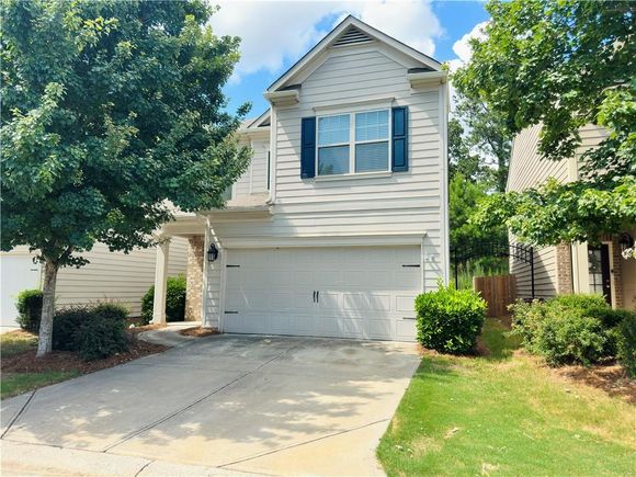 244 Highland Pointe Circle E Dawsonville, GA House Active - Photo 1 of 38. Opens carousel modal