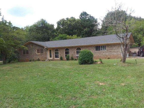 6505 Cherie Lane SW South Fulton, GA House Active - Photo 1 of 5. Opens carousel modal