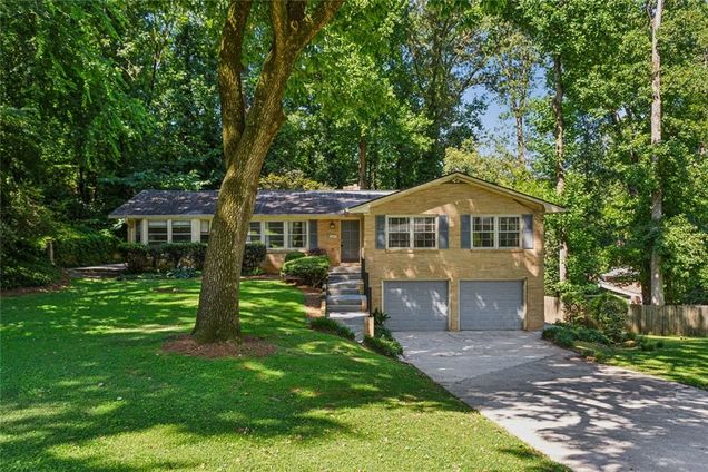 3202 N Embry Circle Atlanta, GA House Active - Photo 1 of 23. Opens carousel modal