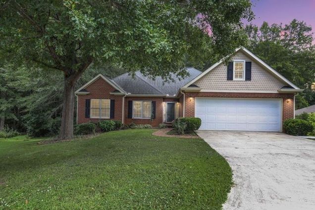 116 Manor Way Carrollton, GA House Active - Photo 1 of 28. Opens carousel modal