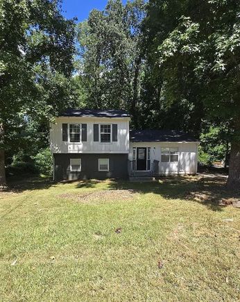 6233 Bermuda Street Forest Park, GA House Active - Photo 1 of 15. Opens carousel modal
