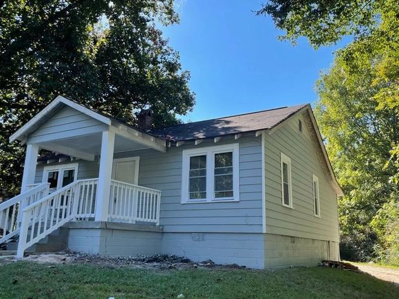 3227 Cleveland Highway