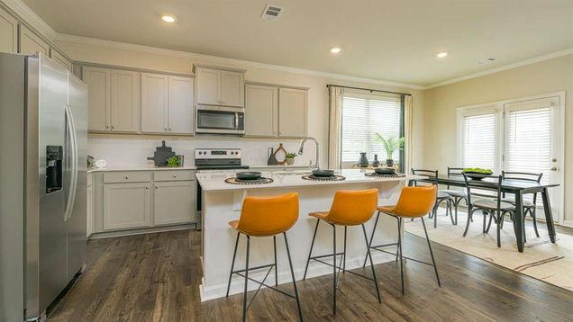 4803 Guava Trace