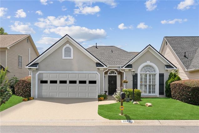 2079 Drogheda Lane Marietta, GA House Active - Photo 1 of 31. Opens carousel modal
