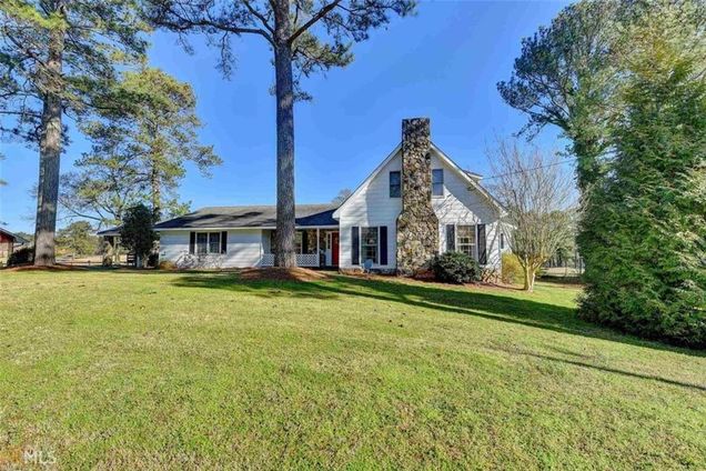 5931 Brassie Ridge Lane Ellenwood, GA House Active - Photo 1 of 22. Opens carousel modal
