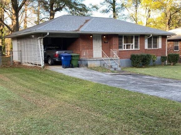 4 Mobley Drive SE Atlanta, GA House Active - Photo 1 of 16. Opens carousel modal