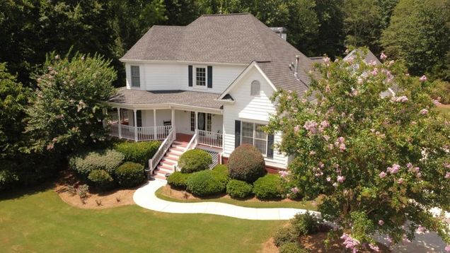7532 Fieldstone Way Monroe, GA House Active - Photo 1 of 41. Opens carousel modal