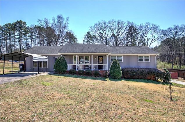 7 Timberwood Drive