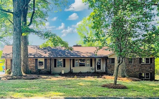 3607 Rainbow Circle Snellville, GA House Active - Photo 1 of 17. Opens carousel modal