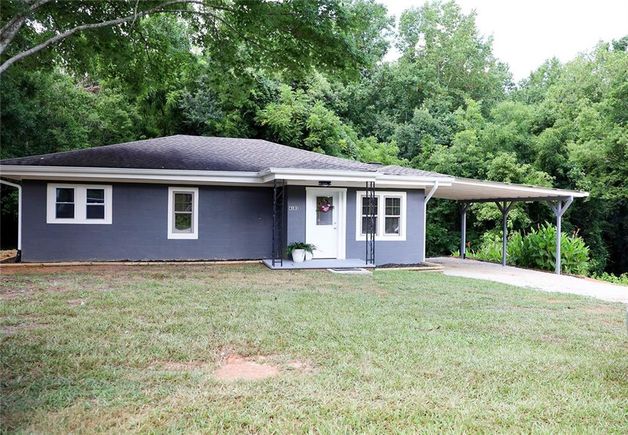 4103 Old Cornelia Highway Highway Gainesville, GA House Active - Photo 1 of 15. Opens carousel modal