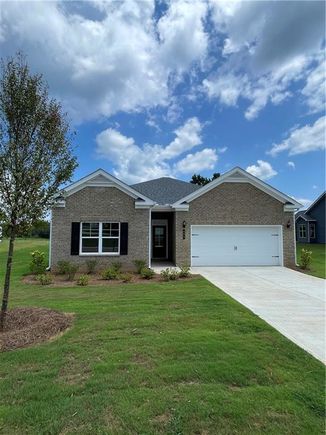 131 Swallowtail Lane