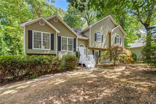5065 Doubletree Drive