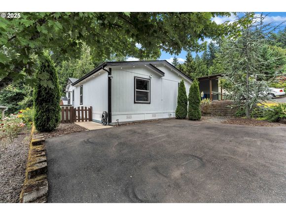 8750 SE 155th Ave Unit 28 HappyValley, OR House Active - Photo 1 of 28. Opens carousel modal