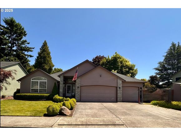 2211 NE 157th Ave