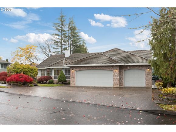 4820 SE 10th Ter
