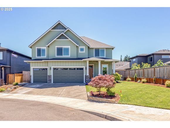 1041 NE 16th Ave