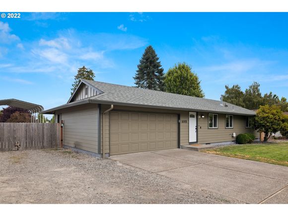 1015 NE 18th St Gresham, OR House Sold - Photo 1 of 1. Opens carousel modal
