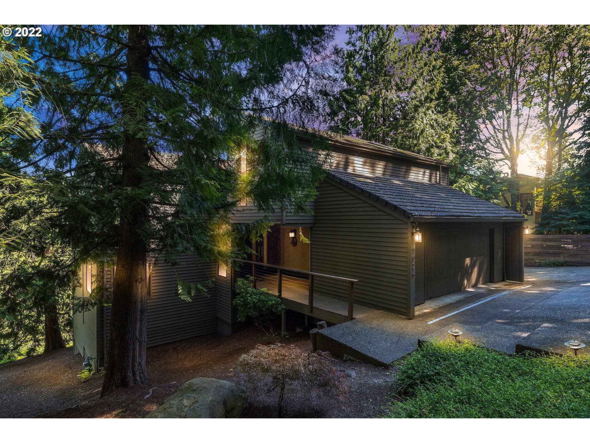 7024 SW Canyon Dr, Portland, OR 97225 Estately 🧡 MLS 22254857