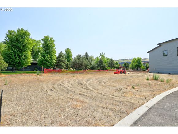 155 Southshore Ave TheDalles, OR Plot of land Active - Photo 1 of 8. Opens carousel modal