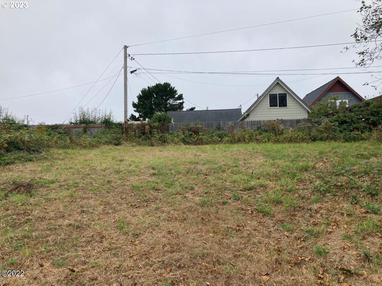 35 SE Williams Ave  