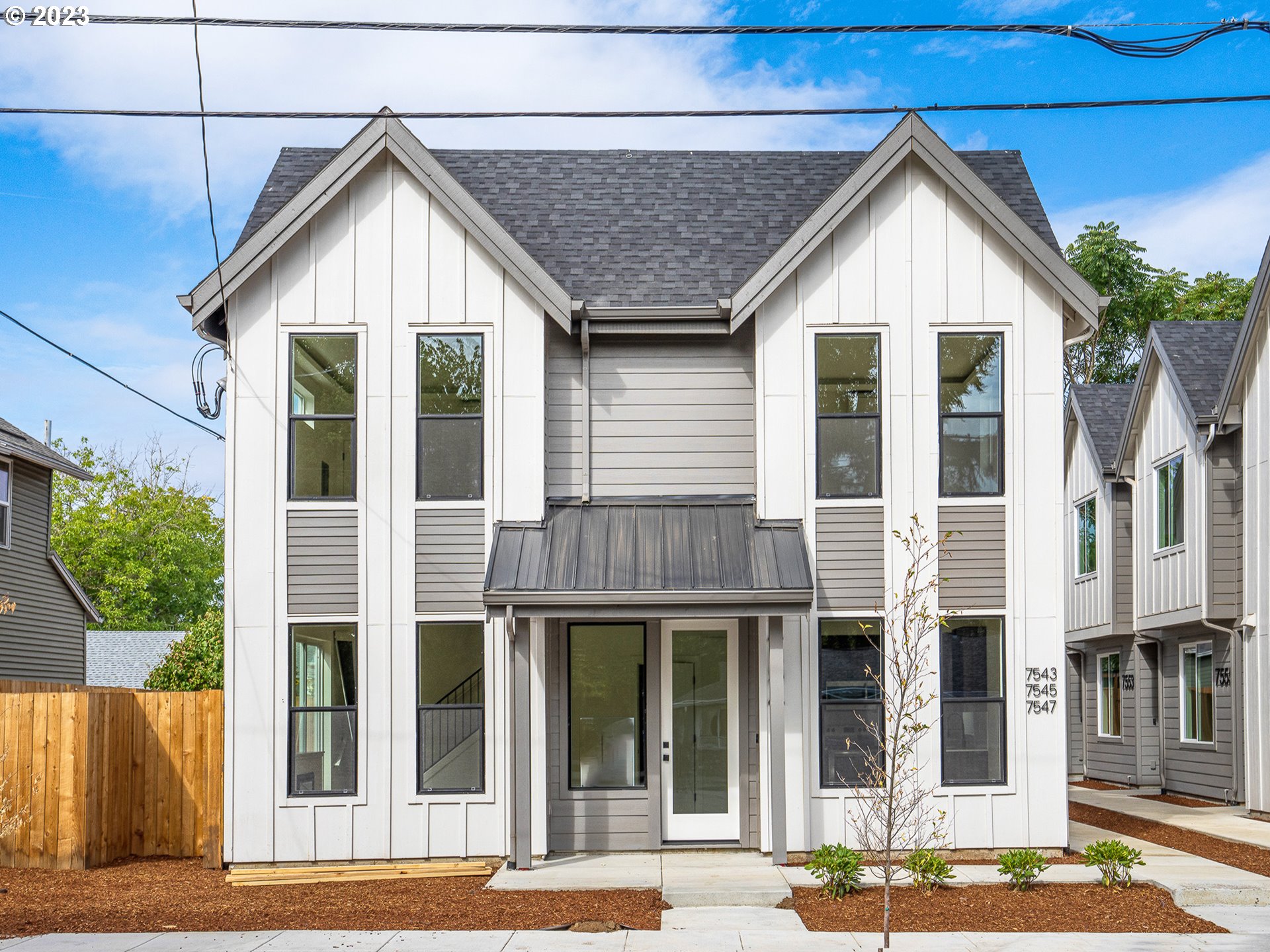 7543 N Gilbert Ave Unit 7  