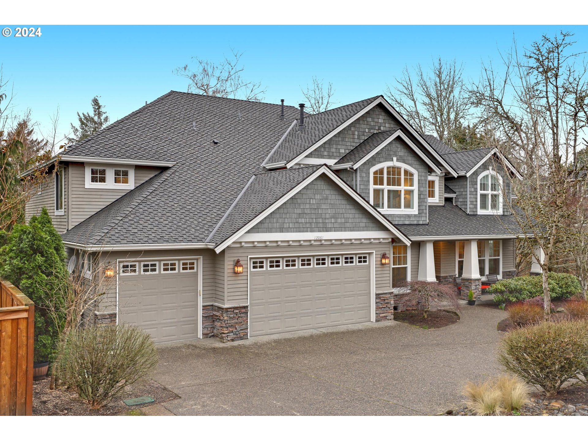 12061 NW BLACKHAWK DR  