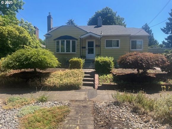 3326 NE 80th Ave