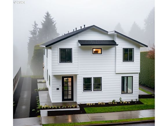 2132 SE Brooklyn St Portland, OR Townhouse Active - Photo 1 of 19. Opens carousel modal