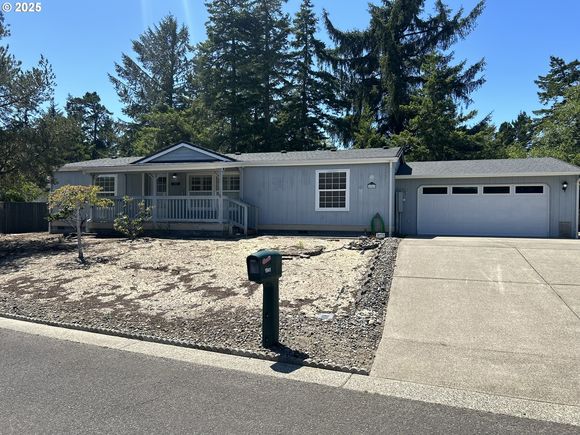1941 Willow Loop