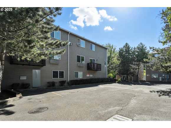 3317 SE 122nd Ave Unit 1