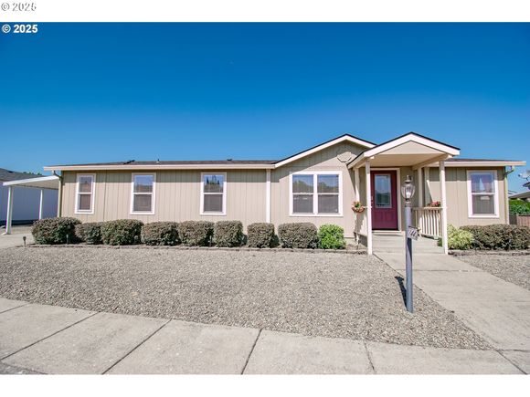 3700 Babcock Ln Unit 144 Eugene, OR House Active - Photo 1 of 43. Opens carousel modal